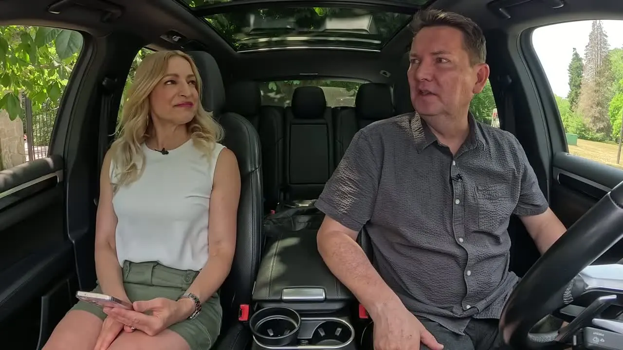 $39.490 Chinese Tesla Model 3 reaction video. Reading your comments... featured image for EVCUBE.NET
