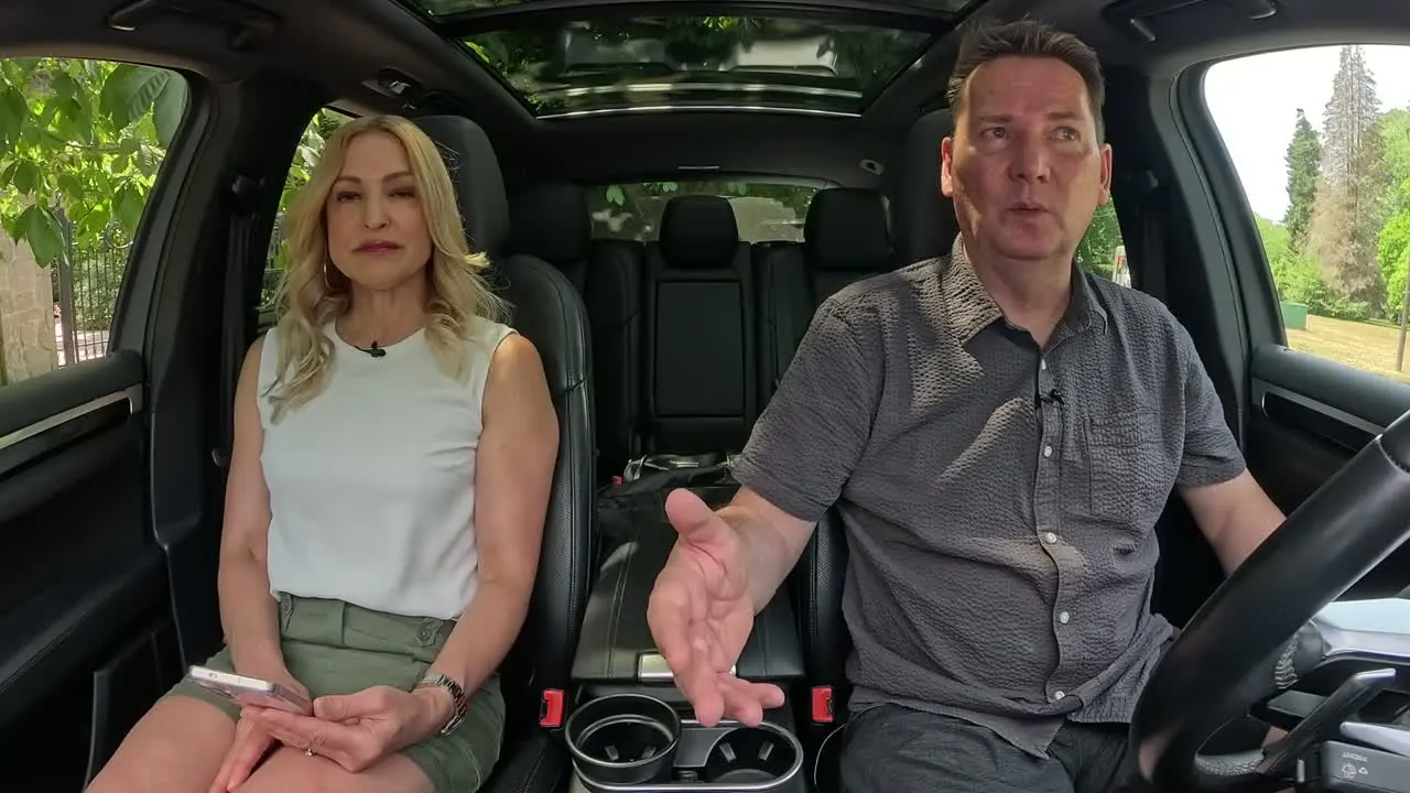 $39.490 Chinese Tesla Model 3 reaction video. Reading your comments... additional supporting visual from EVCUBE.NET