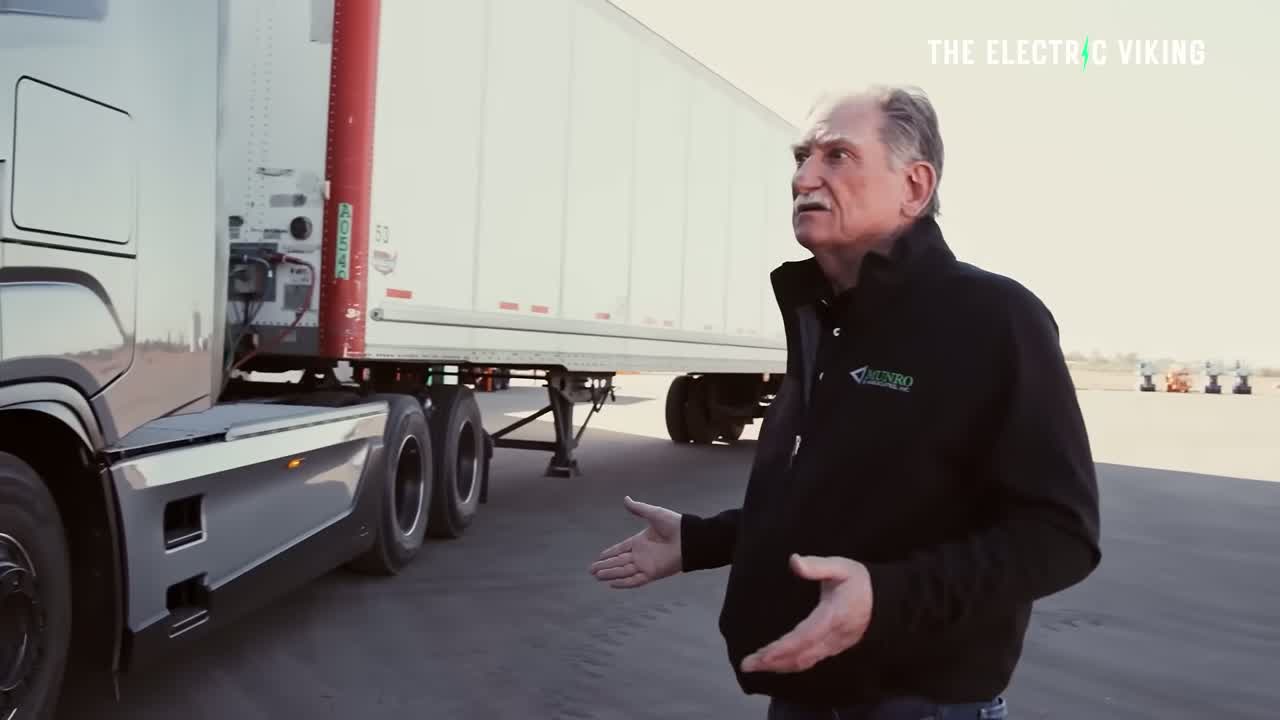 Sandy Munro on the Fully Charged show explaining China's EV lead