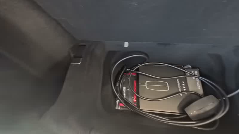 Model Y L third row