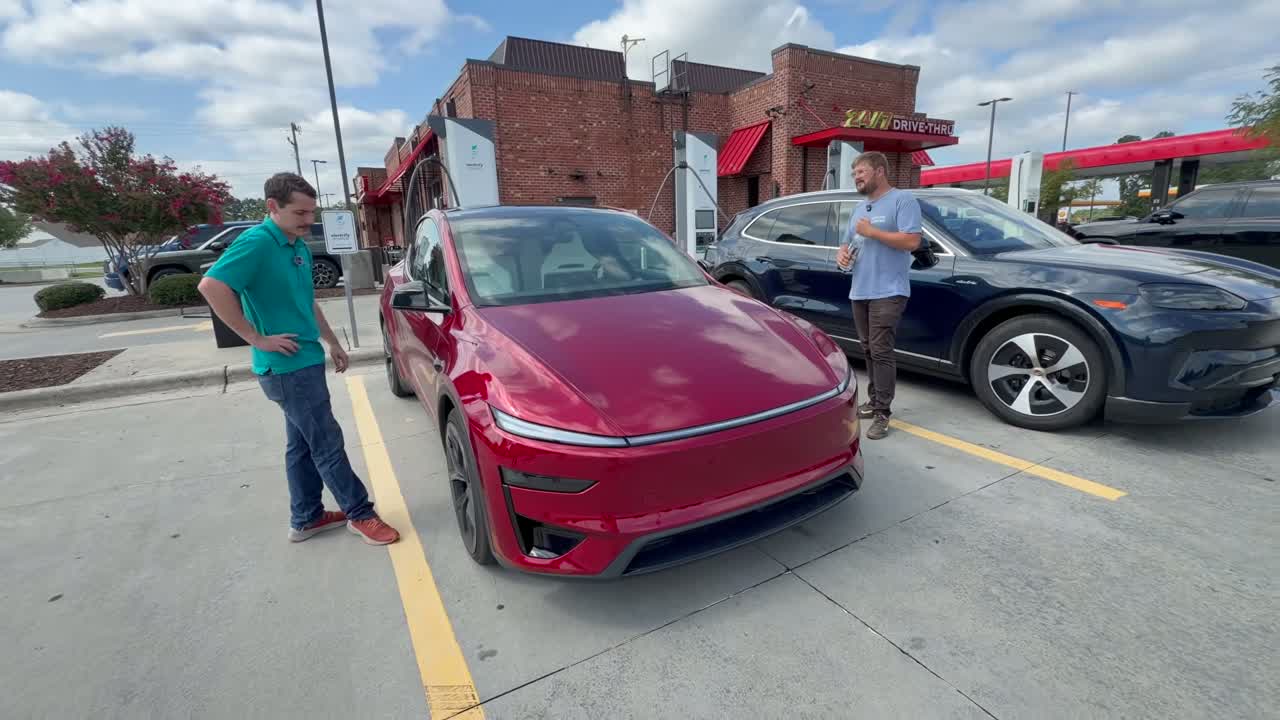 Rivian R2 and Tesla Model Y lined up for the 70-mph range test
