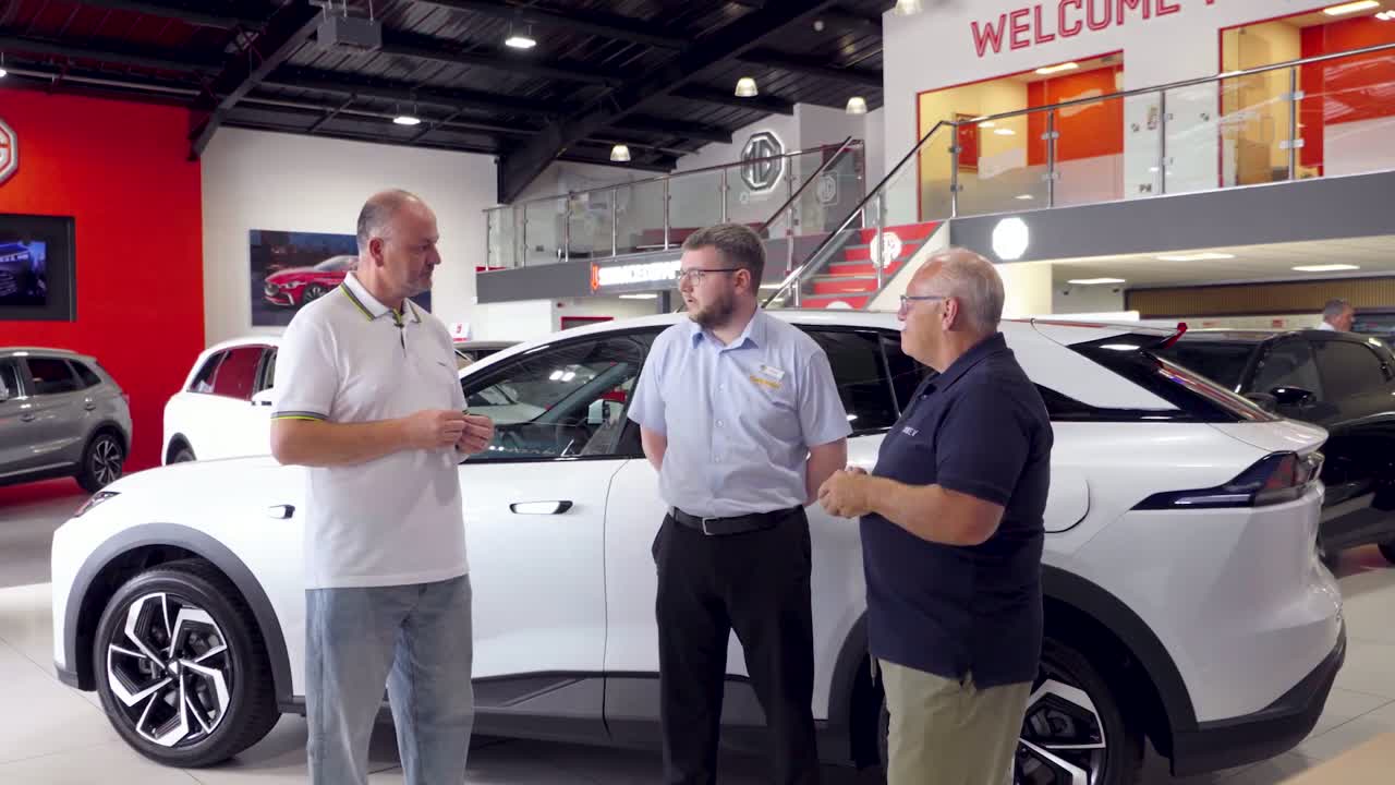 Federal tax credit expiration impact on US EV sales