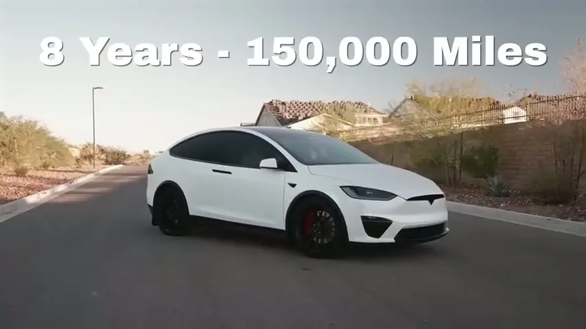 Ioniq 9 front exterior with daytime running lights and Hyundai logo