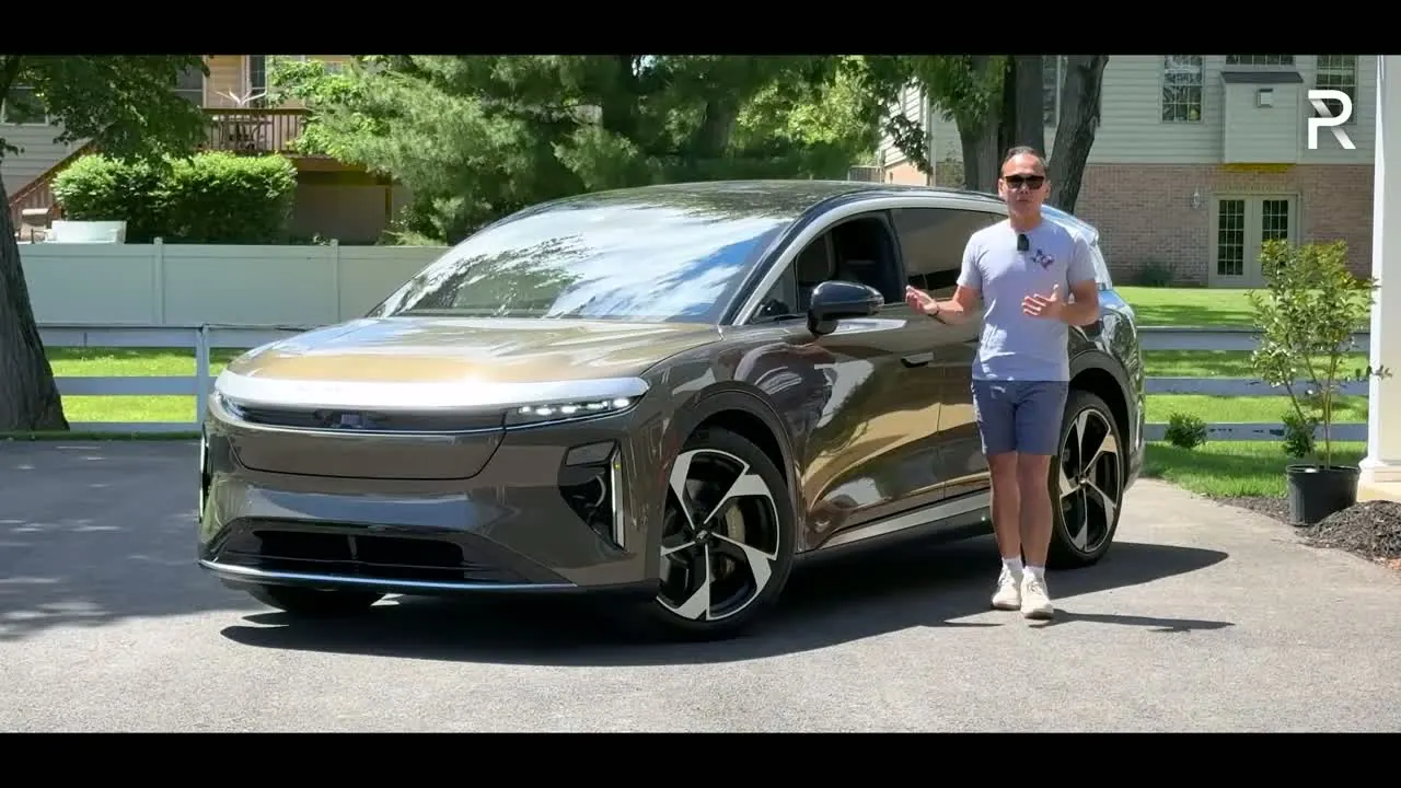 Road Trip Ready Spaceship! | 2026 Lucid Gravity Grand Touring | Detailed Review supporting visual from EVCUBE.NET